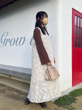「NICE CLAUP（ナイスクラップ）のアイテム（ワンピース/ドレス）」を使った、ながいゆなさん（レディース・158cm）の春コーディネート