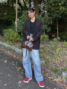 「アイテム（テーラードジャケット）」を使った、ながいゆなさん（レディース・160cm）の秋コーディネート