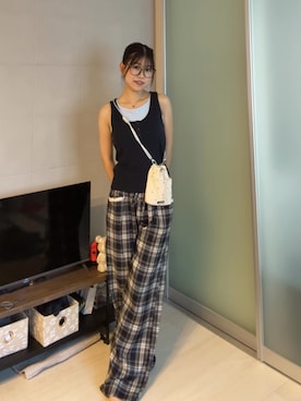 「アイテム（タンクトップ）」を使った、ながいゆなさん（レディース・160cm）の夏コーディネート