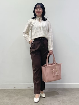 「Reflect（リフレクト）の【至福の履き心地】’26春夏やみつきパンプス（パンプス、ホワイト系）」を使った、yukariさん（レディース・157cm）の春コーディネート