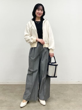 「Reflect（リフレクト）のアイテム（パンツ）」を使った、yukariさん（レディース・157cm）の冬コーディネート