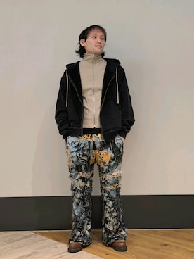 「DANKE SCHON（ダンケシェーン）のアイテム（パーカー）」を使った、ミヤザキさん（メンズ・169cm）の冬コーディネート