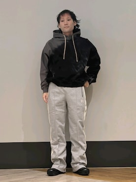 「DANKE SCHON（ダンケシェーン）のアイテム（パーカー）」を使った、ミヤザキさん（メンズ・169cm）の冬コーディネート