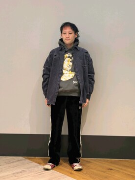 「WHITELAND（ホワイトランド）のアイテム（シャツ/ブラウス）」を使った、ミヤザキさん（メンズ・169cm）の秋コーディネート