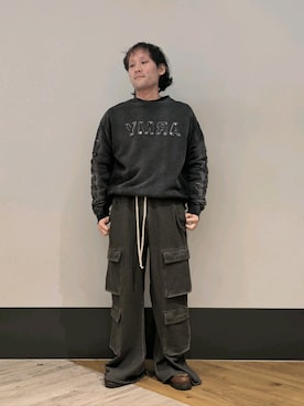 「DANKE SCHON（ダンケシェーン）のアイテム（スウェット）」を使った、ミヤザキさん（メンズ・169cm）の冬コーディネート