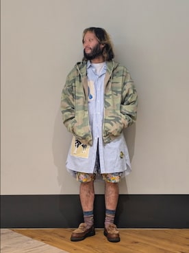 「WHITELAND（ホワイトランド）のアイテム（トップス）」を使った、ミヤザキさん（メンズ・169cm）の秋コーディネート