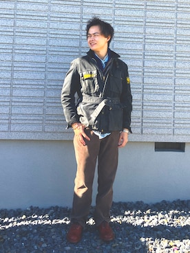 「アイテム（デジタル腕時計）」を使った、𝕋𝕂さん（メンズ・166cm）の冬コーディネート