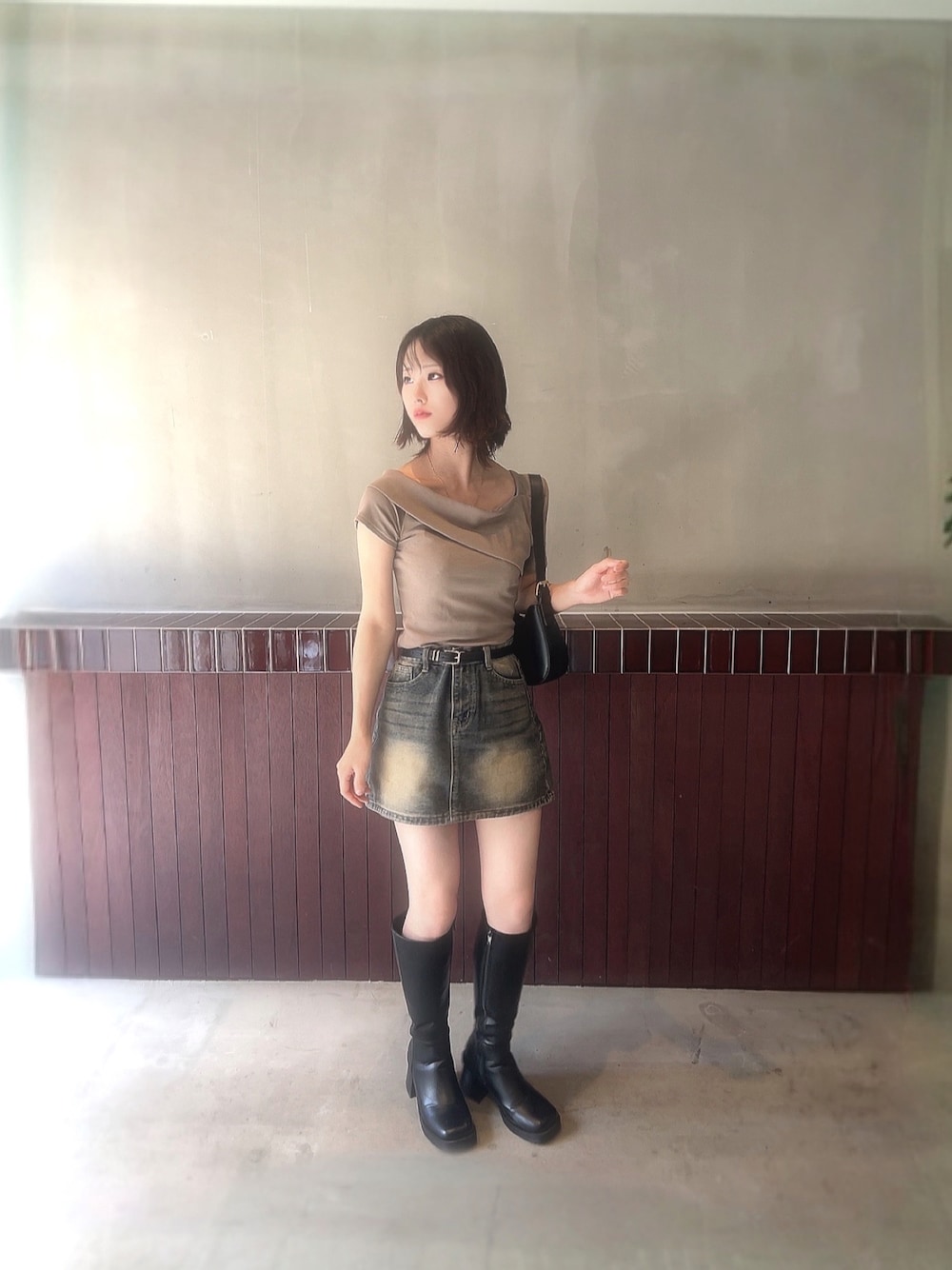 「お出かけコーデ、今日のコーデ、韓国ファッション」｜「SONAのアイテム（トップス、ベージュ系）」を使った、KIRA🤍🫧さん（骨格ウェーブ・レディース・155cm）の秋コーディネートの1枚目の写真