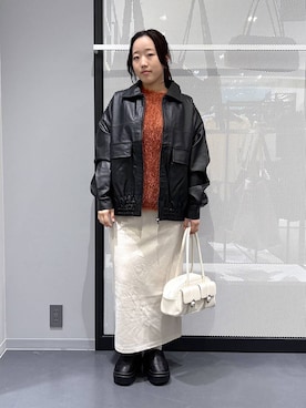 「アイテム（スリッポン）」を使った、riko2838さん（レディース・160cm）の冬コーディネート