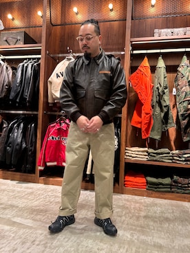 「アイテム（チノパンツ）」を使った、Taichiさん（メンズ・180cm）の秋コーディネート