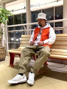 「アイテム（パーカー）」を使った、Taichiさん（メンズ・180cm・20代）の秋コーディネート
