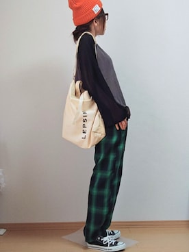 「ISOOK（アイスー）のアイテム（パンツ）」を使った、きのんさん（レディース・161cm）の秋コーディネート