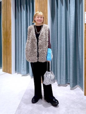 「アイテム（オールインワン・サロペット、ブラック系）」を使った、ayaka_lepsimさん（レディース・158cm）の冬コーディネート