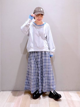 「LEPSIM（レプシィム）の【NEW ERA】コーデュロイCAP　1023762（キャップ、ブラウン系）」を使った、ayaka_lepsimさん（レディース・158cm）の秋コーディネート