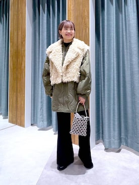 「アイテム（その他アウター、グリーン系）」を使った、ayaka_lepsimさん（レディース・158cm）の秋コーディネート