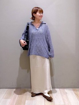 「LEPSIM（レプシィム）のストレッチサテンスカート　1049485（スカート、ホワイト系）」を使った、ayaka_lepsimさん（レディース・158cm）の秋コーディネート