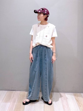 「LEPSIM（レプシィム）のメタルスライドサンダル　638914（サンダル、ブラック系）」を使った、ayaka_lepsimさん（レディース・158cm）の春コーディネート