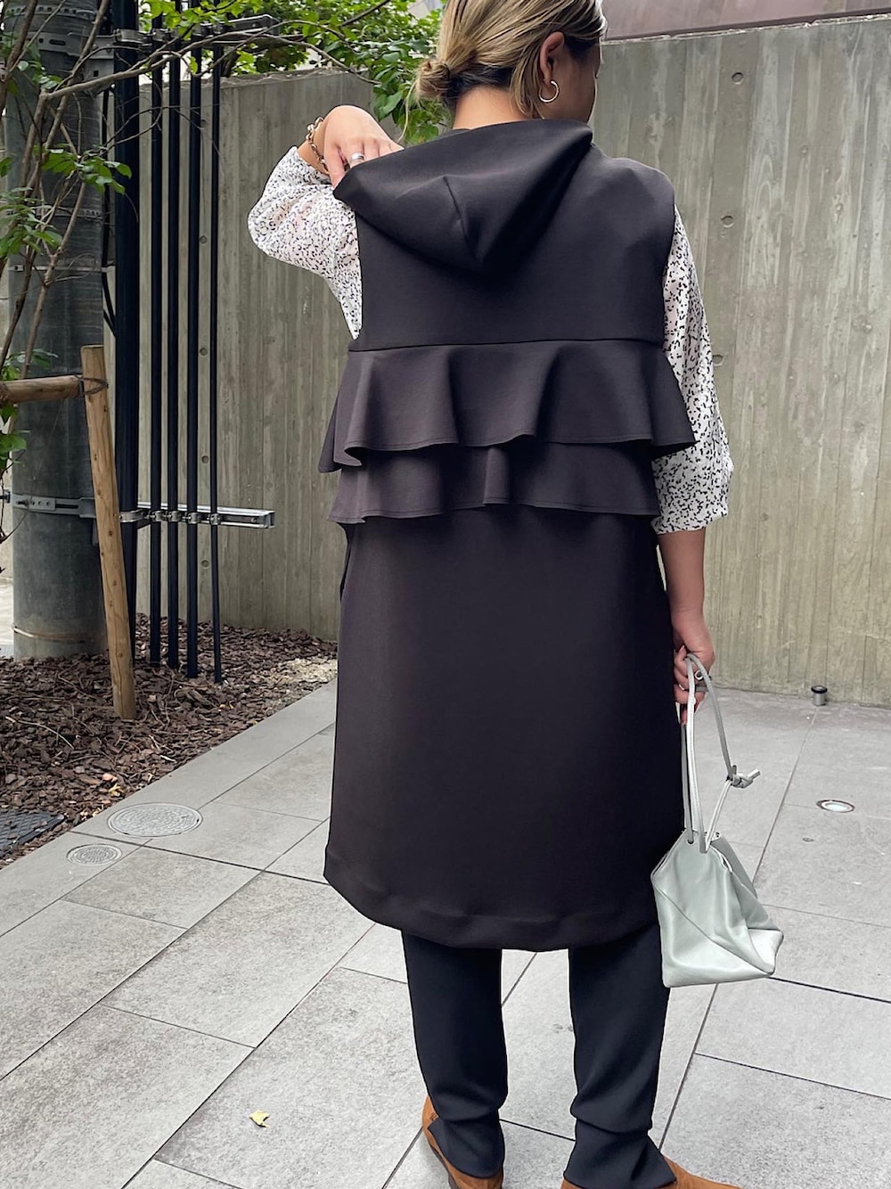 HERENCIAヘレンチア バックフリルパーカーワンピース CATEGORY