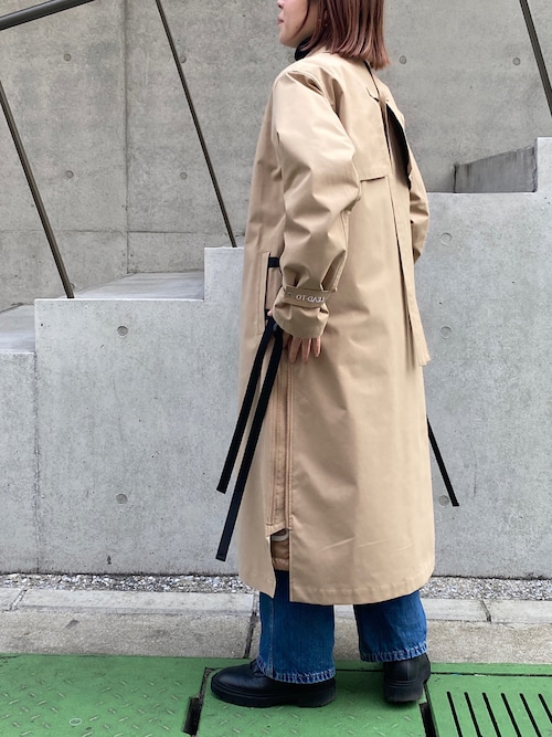 Mila Owen（ミラオーウェン）の「シガレットセンタープレス