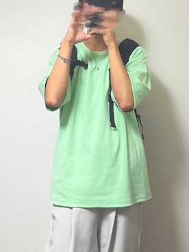 「LILL（リル）のアイテム（スラックス）」を使った、ReN(れん)   さん（メンズ・172cm）の夏コーディネート