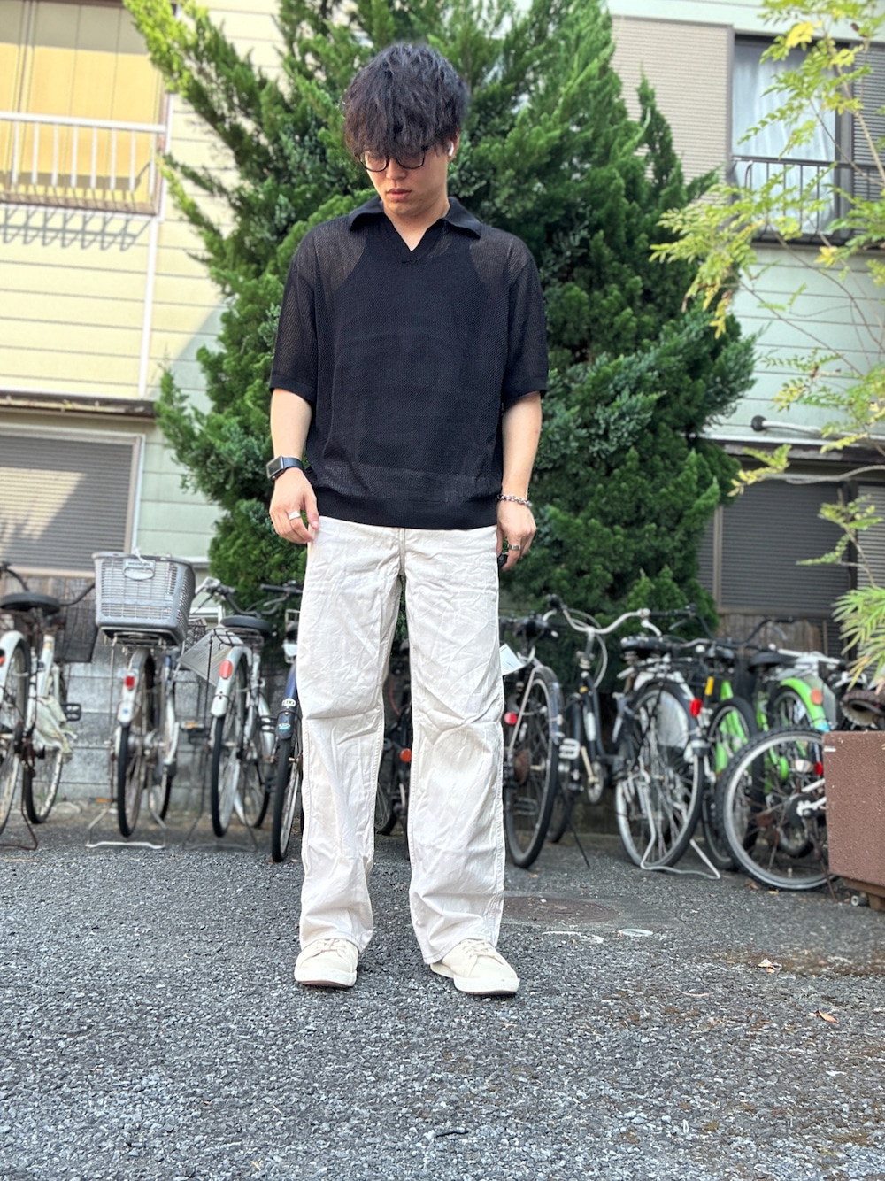 「お出かけコーデ、シンプル、夏コーデ、メンズファッション、おしゃれさんと繋がりたい、いいね、save、フォローお願いします🤑、お洒落男子と繋がりたい、お洒落女子と繋がりたい、アビレックス(AVIREX)、UNIQLO、VANS、GU、プチプラコーデ、安くてもオシャレできます、フォローミー」｜「GUのアイテム（Tシャツ/カットソー、ブラック系）」を使った、ねぎさん（メンズ・174cm）の夏コーディネートの1枚目の写真