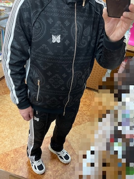 「NUBIAN（ヌビアン）のアイテム（セットアップ）」を使った、円遊さん（メンズ・174cm）の春コーディネート