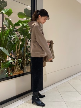 「秋トレンド2021」｜「アイテム（ダウンジャケット/コート）」を使った、萌桃さん（レディース・164cm）の秋コーディネート