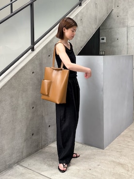 「URBAN RESEARCH（アーバンリサーチ）のSAGAN VIENNA　PAZAR BOOK TOTE（トートバッグ、イエロー系）」を使った、萌桃さん（レディース・165cm）の夏コーディネート