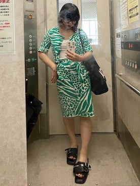 「Yves Saint Laurent（イヴサンローラン）のアイテム（トップス）」を使った、hnkaaa47さん（レディース・155cm）の夏コーディネート