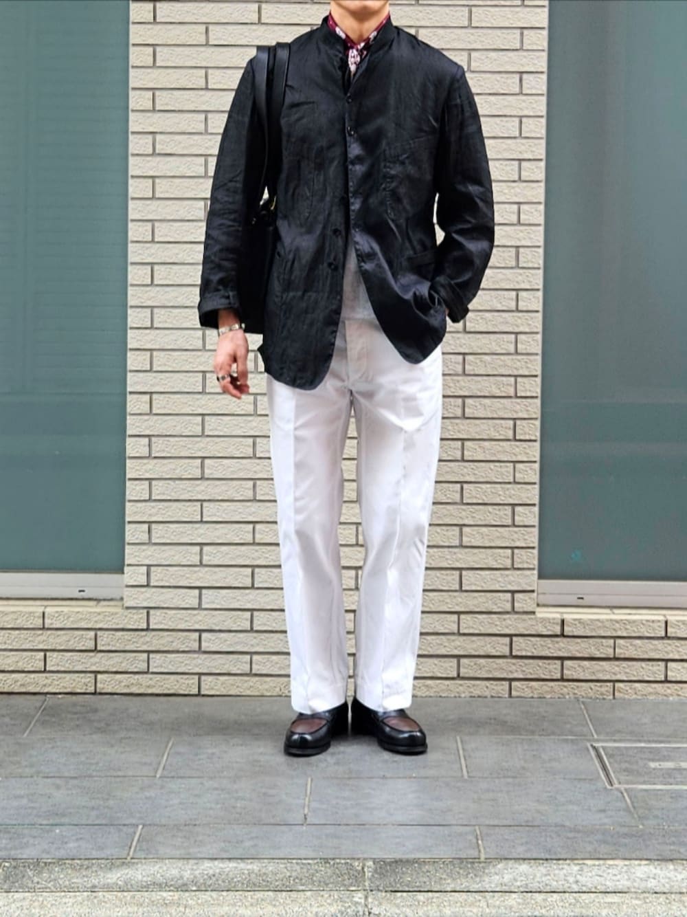 ANATOMICA ノーカラー ジャケット ダークグレー ANATOMICAのノーカラージャケットを使った人気ファッション