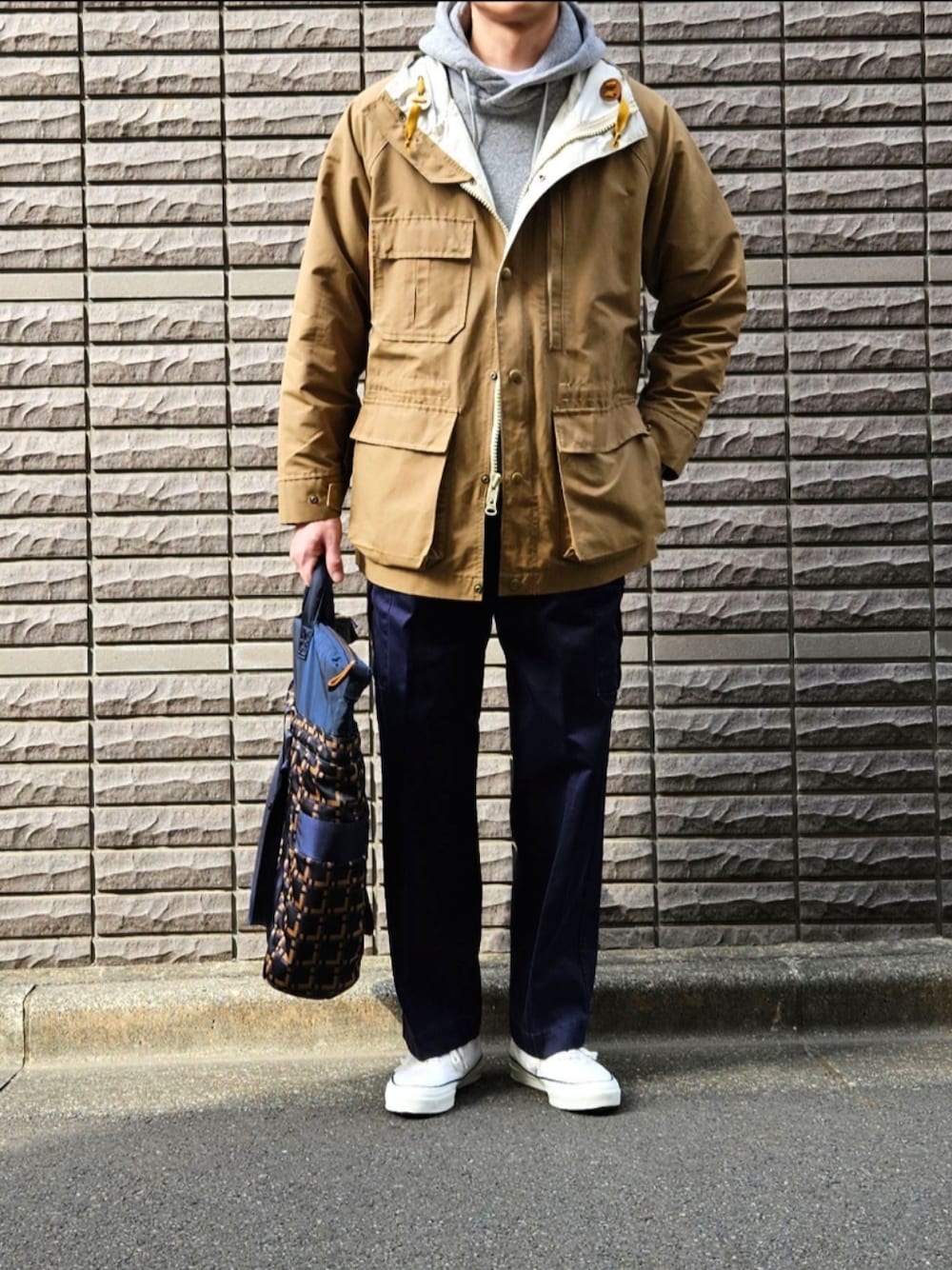 現在開催中のキャンペーン＆お得情報 D・BLUE｜WOOLRICHのマウンテンパーカーを使ったコーディネート ジャケット・アウター