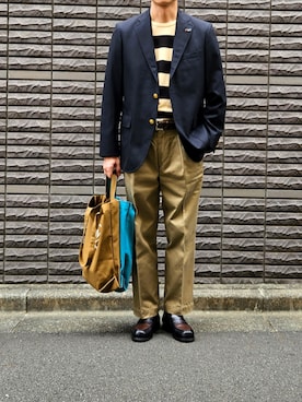 「アイテム（テーラードジャケット、ブルー系）」を使った、D・BLUEさん（メンズ・170cm）の秋コーディネート