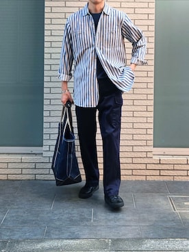 「アイテム（バングル/リストバンド）」を使った、D・BLUEさん（メンズ・170cm）の秋コーディネート