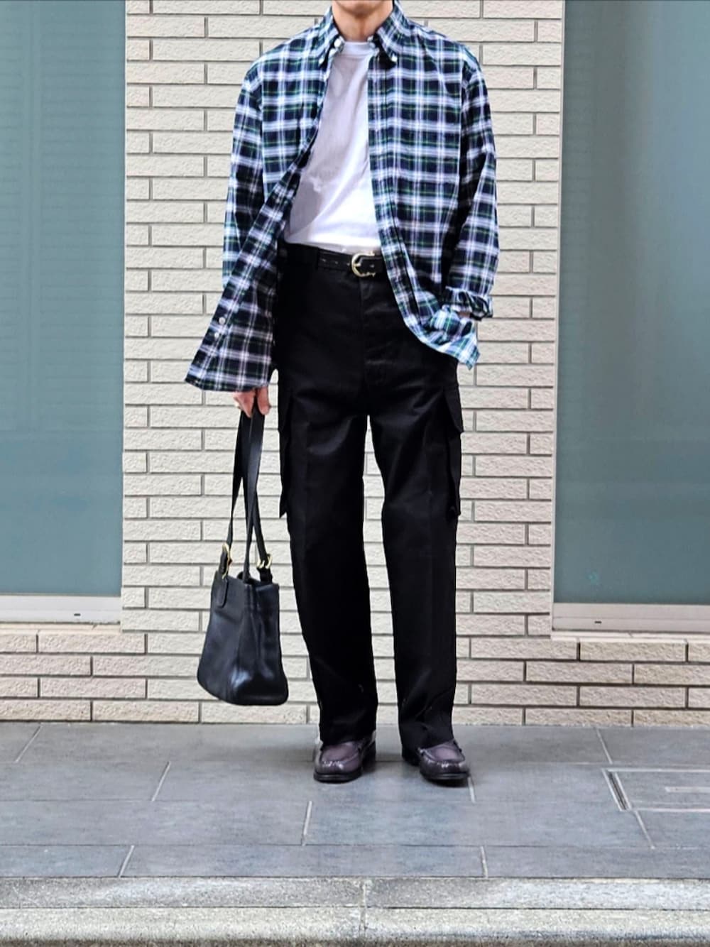 D・BLUEさんの「BROOKS BROTHES ドレスゴードン オックスフォードB.Dシャツ USA製（BROOKS BROTHERS）」を使ったコーディネートの1枚目の写真