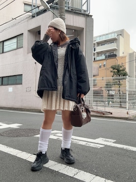 「w closet（ダブルクローゼット）の【リバーシブル】モンスターパーカー（ダウンジャケット/コート）」を使った、teyonnngさん（レディース・159cm）の冬コーディネート