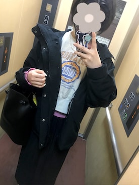 「ショート丈トップス」｜「アイテム（マウンテンパーカー）」を使った、teyonnngさん（レディース・159cm）の春コーディネート