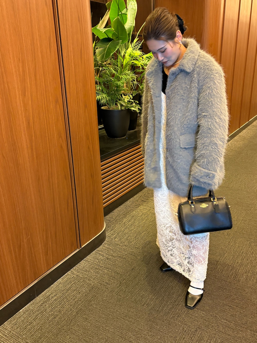 Kastaneのアイテムを使った「シャギーコート」の人気ファッション