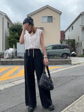 「Kastane（カスタネ）の【500mlペットボトル収納可能】チェックシャーリングBAG（トートバッグ、ブラック系）」を使った、teyonnngさん（レディース・159cm）の秋コーディネート