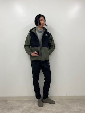 「アイテム（モカシン/デッキシューズ）」を使った、舩田（funata）さん（メンズ・180cm）の冬コーディネート
