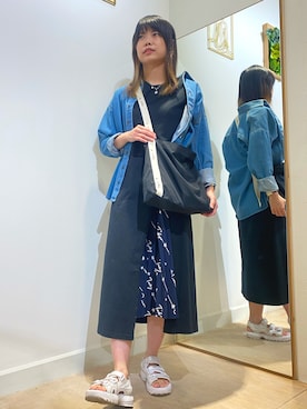 「CONVERSE TOKYO（コンバーストウキョウ）のアイテム（ワンピース/ドレス）」を使った、BRICK＆SONS アトレ川崎店さん（レディース・165cm）の夏コーディネート
