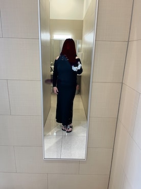 「アイテム（サンダル）」を使った、yuriacomさん（レディース・161cm・40代）の秋コーディネート