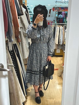 「axes femme（アクシーズファム）のアイテム（ワンピース）」を使った、梨梨子さん（レディース・153cm）の秋コーディネート