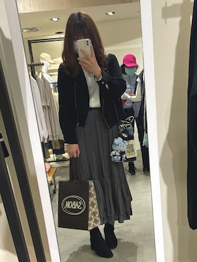 「MAJESTIC LEGON（マジェスティックレゴン）のアイテム（ライダースジャケット）」を使った、梨梨子さん（レディース・153cm）の秋コーディネート