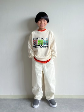 「アイテム（デニムパンツ）」を使った、あおりゅーさん（キッズ・120cm）の秋コーディネート