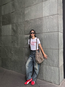 「アイテム（デニムパンツ）」を使った、sara さん（レディース・163cm）の夏コーディネート