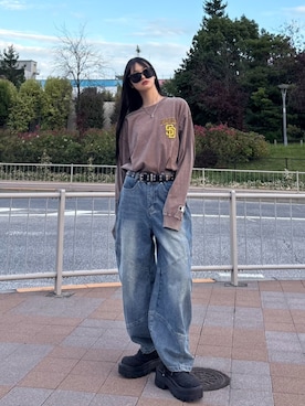 「アイテム（Tシャツ/カットソー）」を使った、sara さん（レディース・163cm）の秋コーディネート