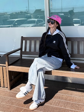 「アイテム（ジャージ）」を使った、saraha さん（レディース・163cm）の春コーディネート