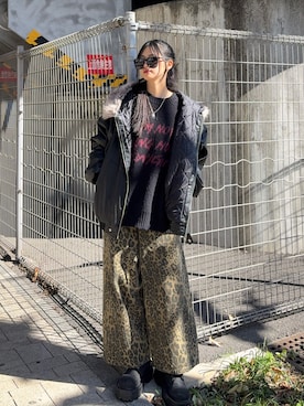 「アイテム（カーゴパンツ）」を使った、sara さん（レディース・163cm）の秋コーディネート