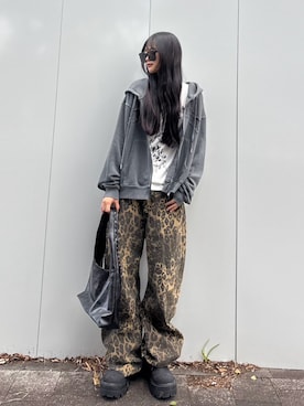 「アイテム（パーカー）」を使った、sara さん（レディース・163cm）の秋コーディネート