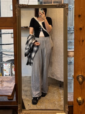 「アイテム（スウェットパンツ）」を使った、momomo4869さん（レディース・167cm）の秋コーディネート